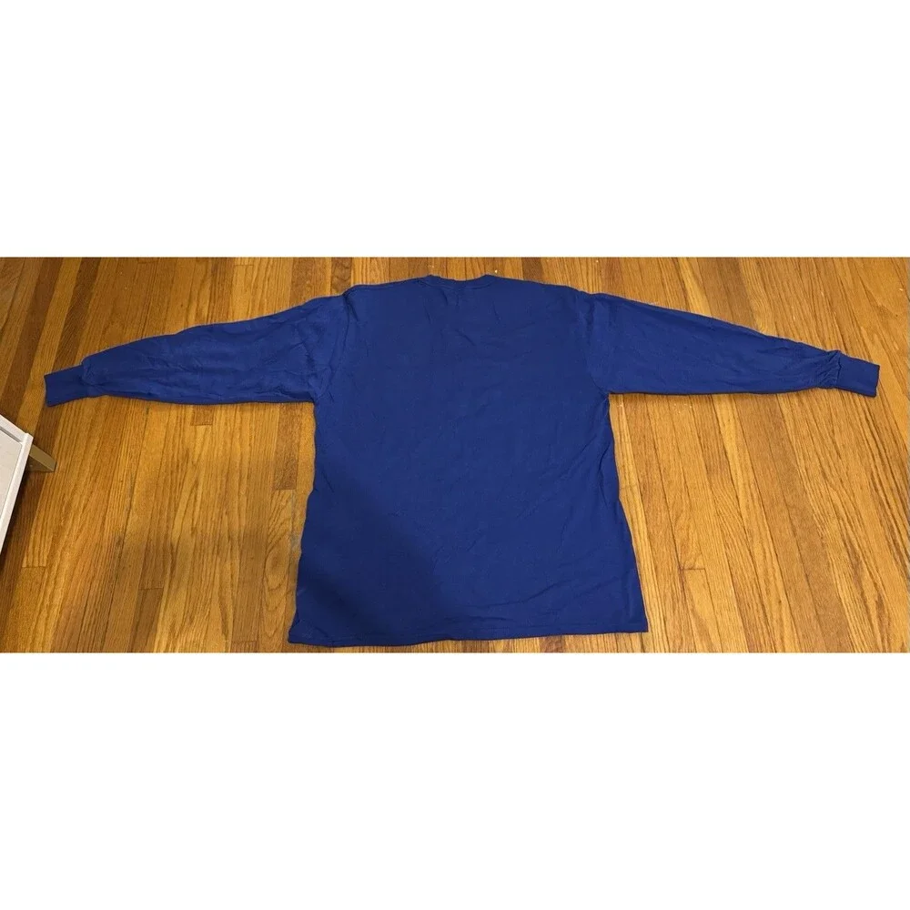 Pair of NFL New York Giants Men’s Large blue long sleeve t-shirt